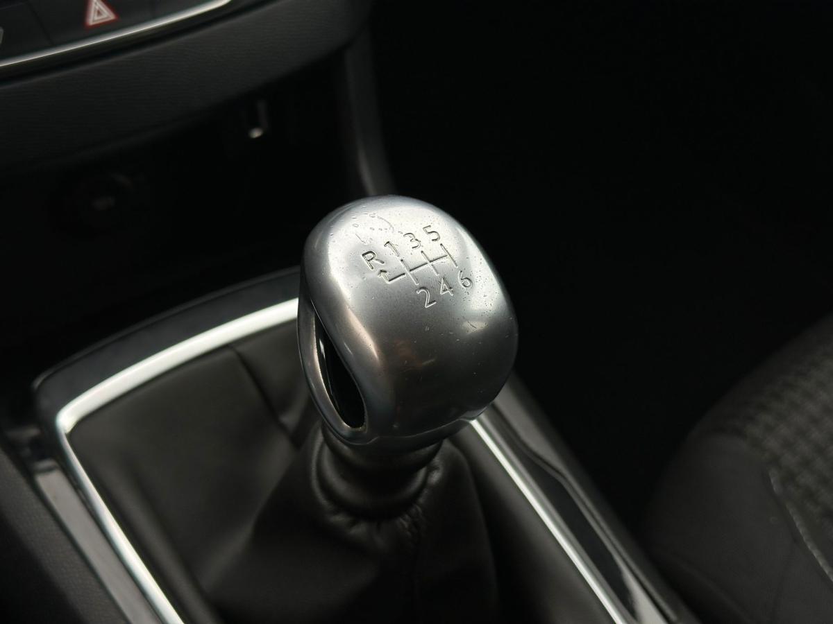 peugeot-308-2018-diesel-1499cc