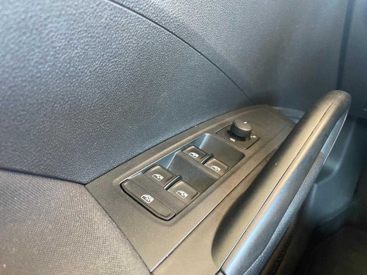skoda-fabia-2024-gasolina-999cc