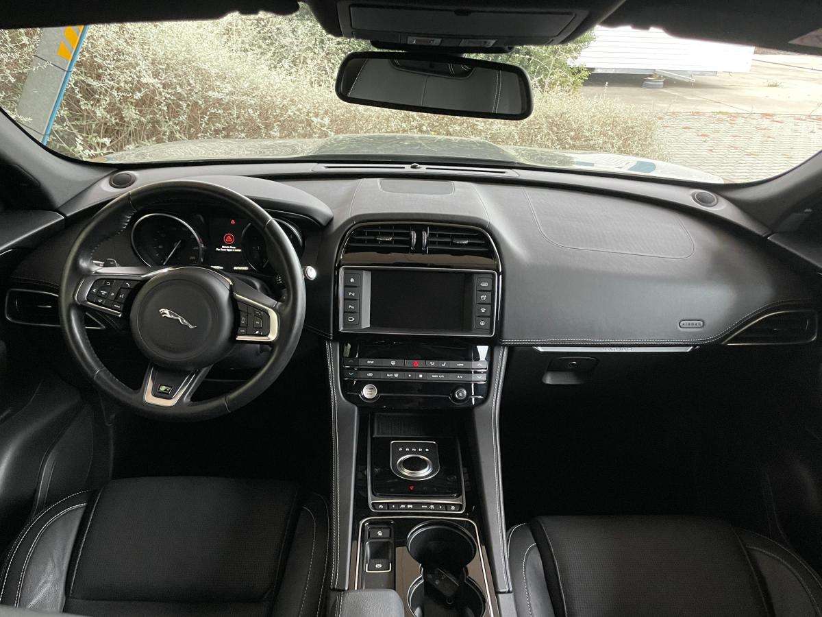 jaguar-f-pace-2016-diesel-1999cc