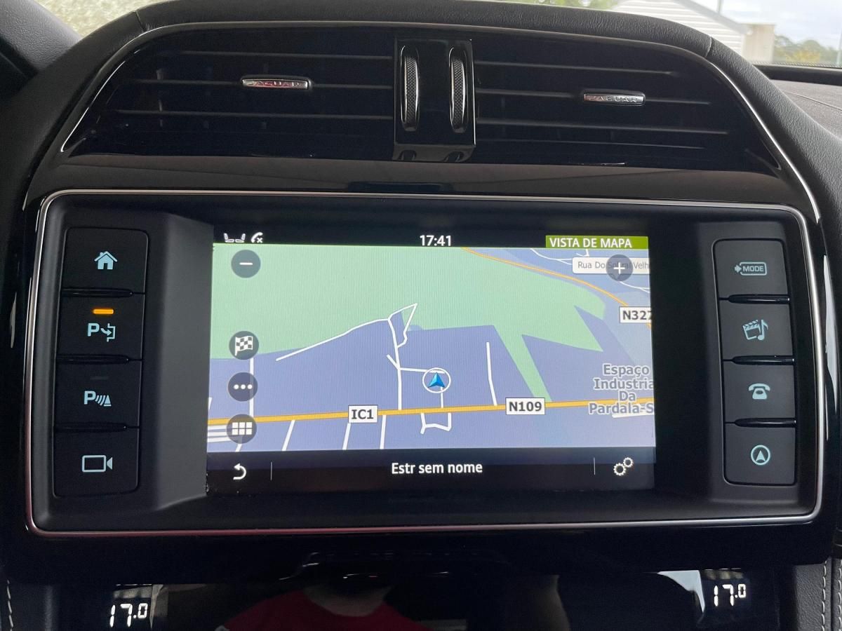jaguar-f-pace-2016-diesel-1999cc