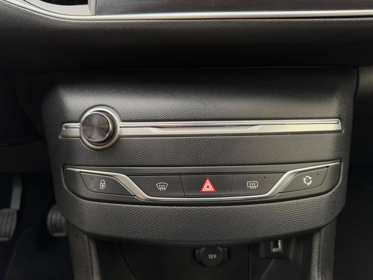 peugeot-308-sw-2018-diesel-1499cc