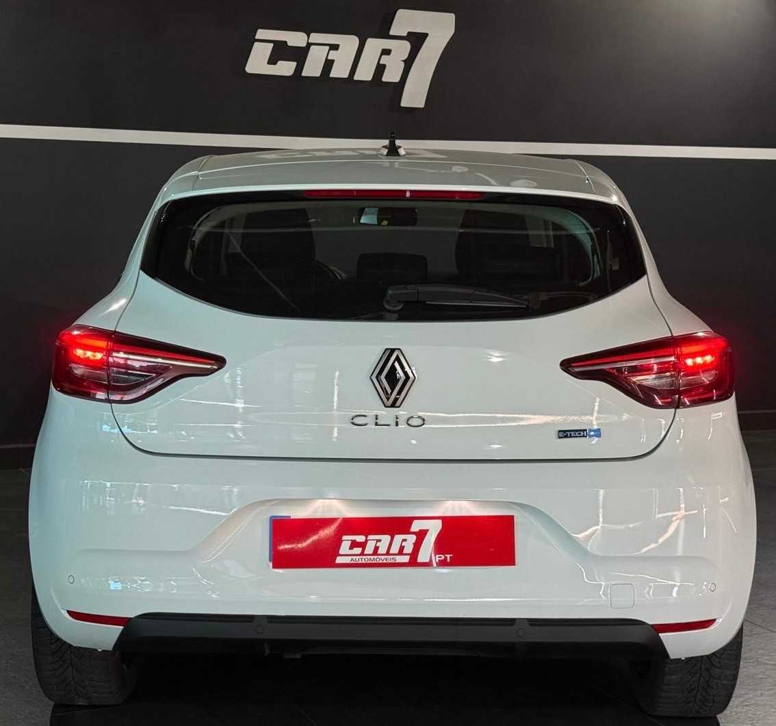 renault-clio-2022-hibrido-a-gasolina-1598cc