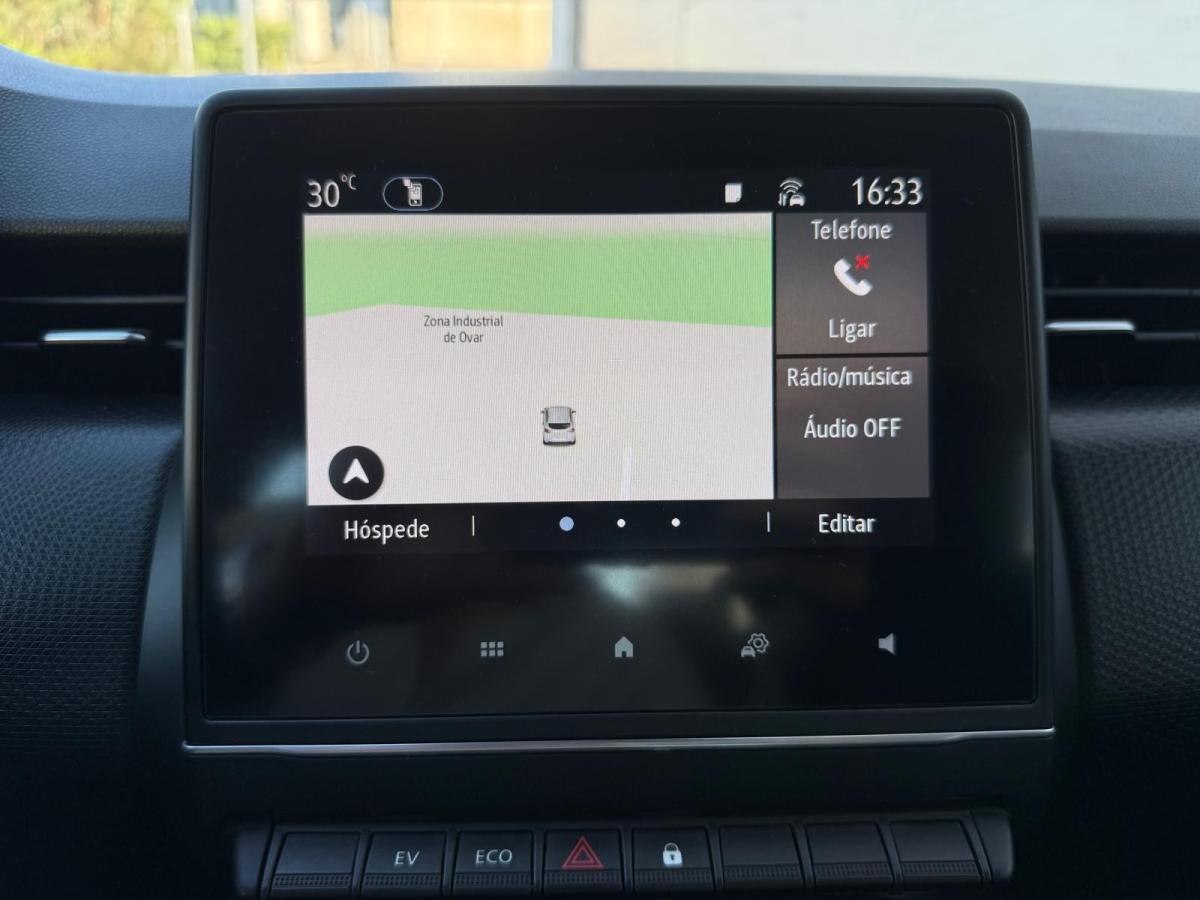 renault-clio-2022-hibrido-a-gasolina-1598cc