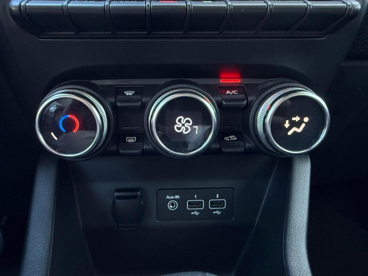 renault-clio-2022-hibrido-a-gasolina-1598cc