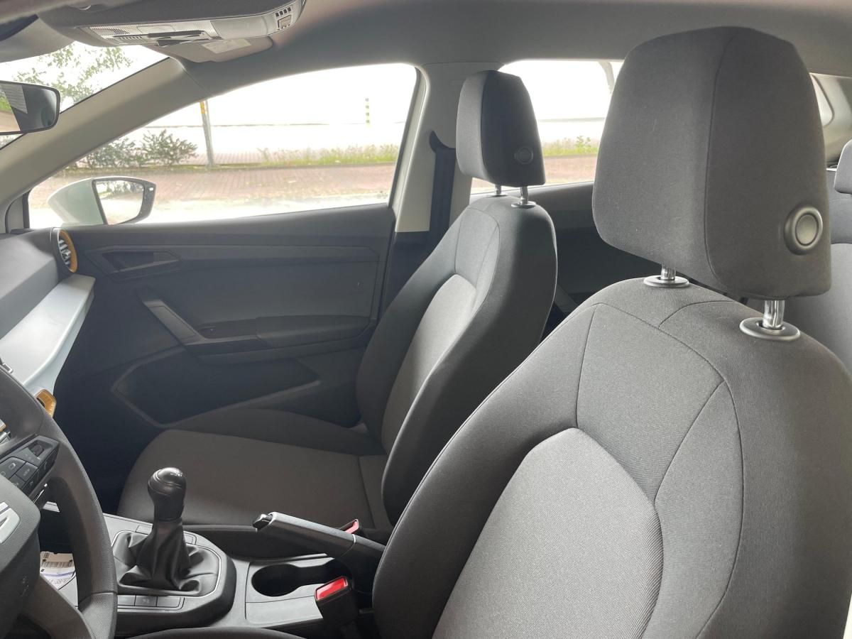 seat-ibiza-2023-gasolina-999cc