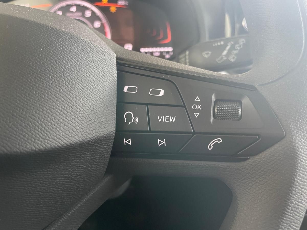 seat-ibiza-2023-gasolina-999cc