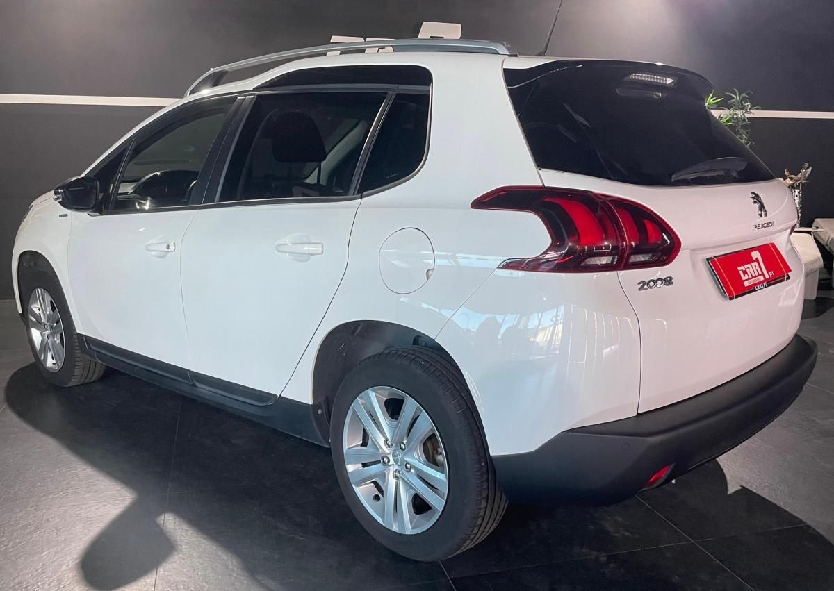 peugeot-2008-2018-gasolina-1199cc