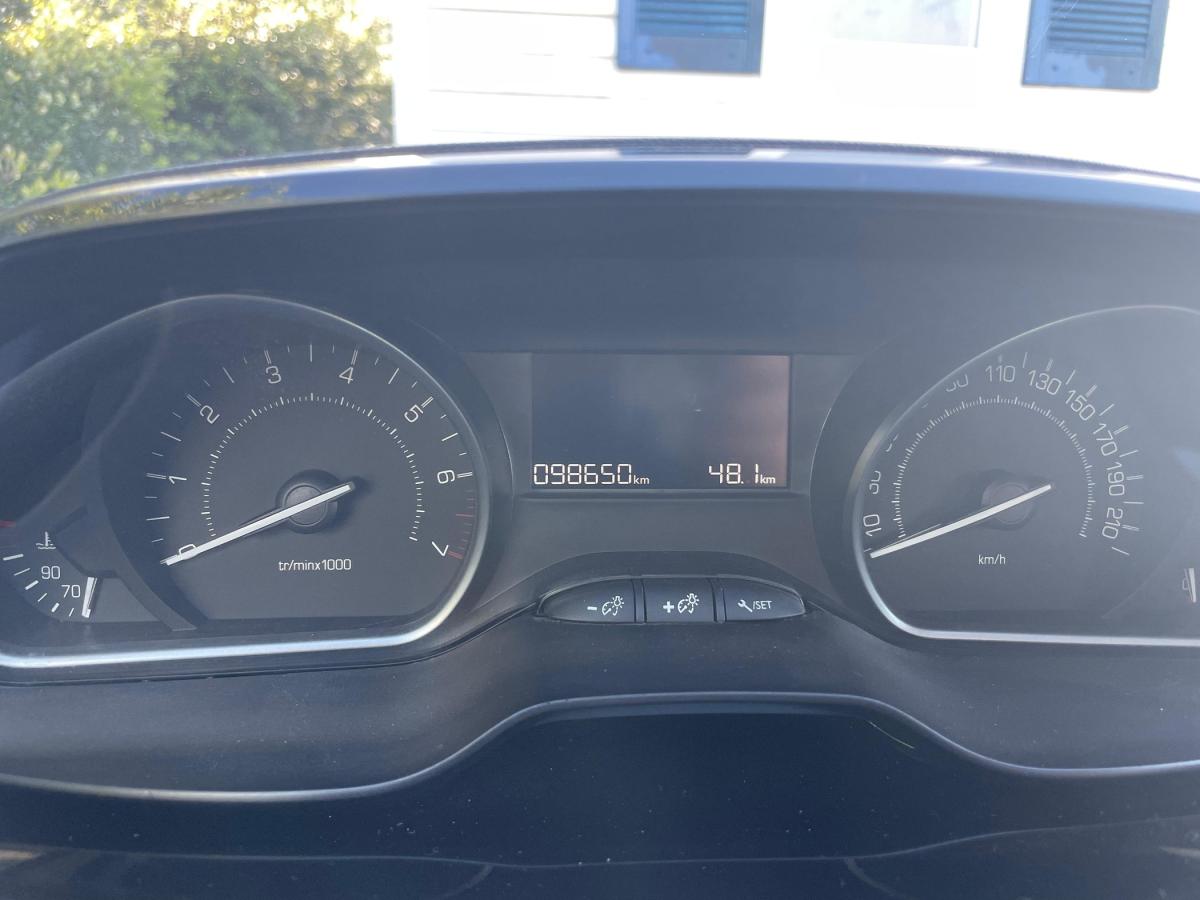 peugeot-2008-2018-gasolina-1199cc