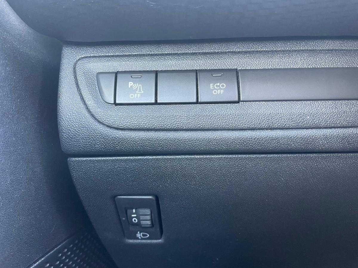 peugeot-2008-2018-gasolina-1199cc