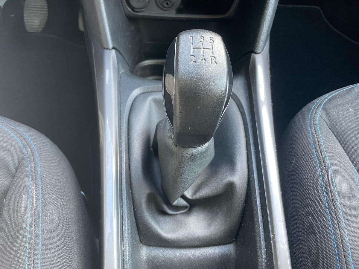 peugeot-2008-2018-gasolina-1199cc