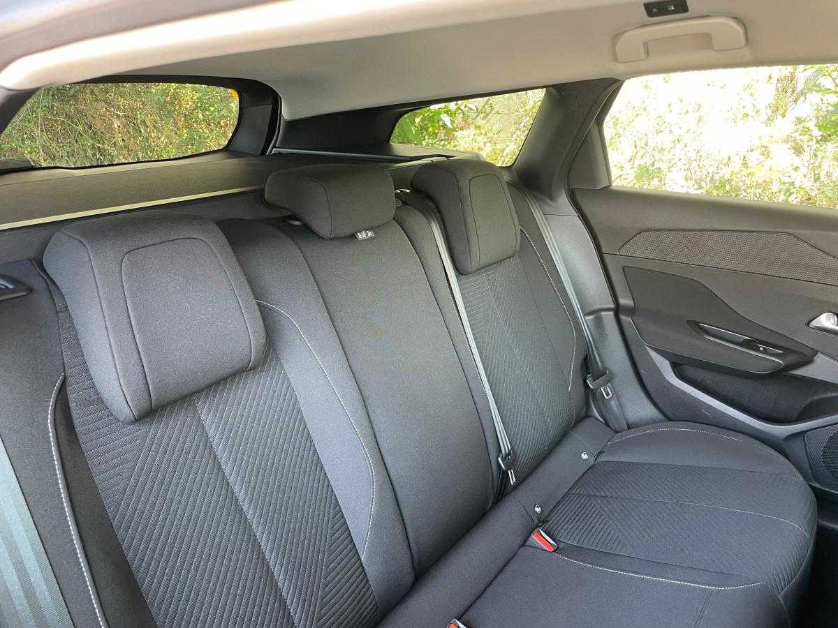 peugeot-308-sw-2024-gasolina-1199cc