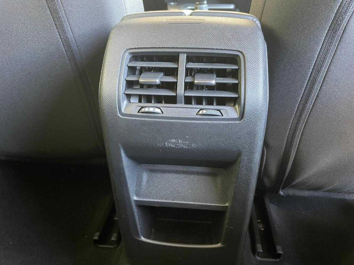 peugeot-308-sw-2024-gasolina-1199cc