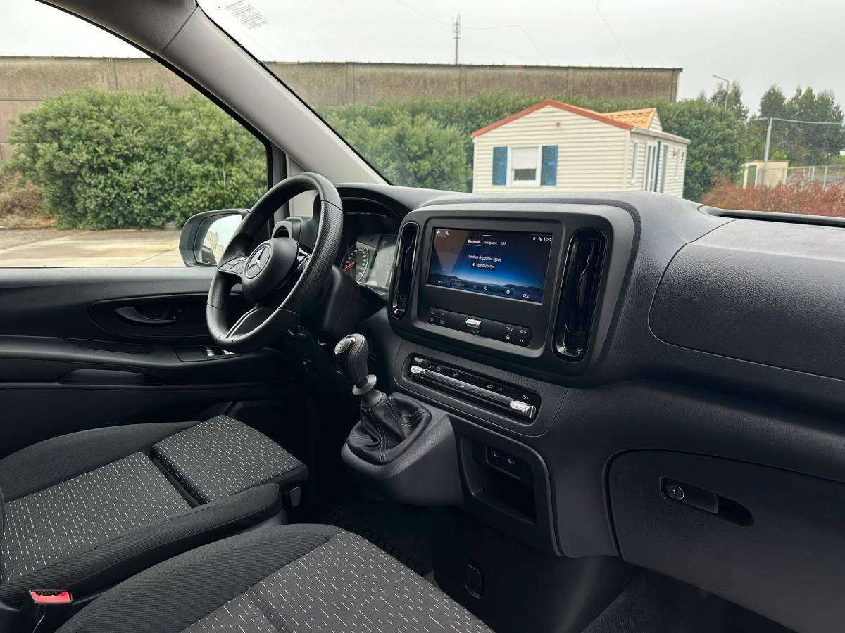 mercedes-benz-vito-2025-diesel-1950cc
