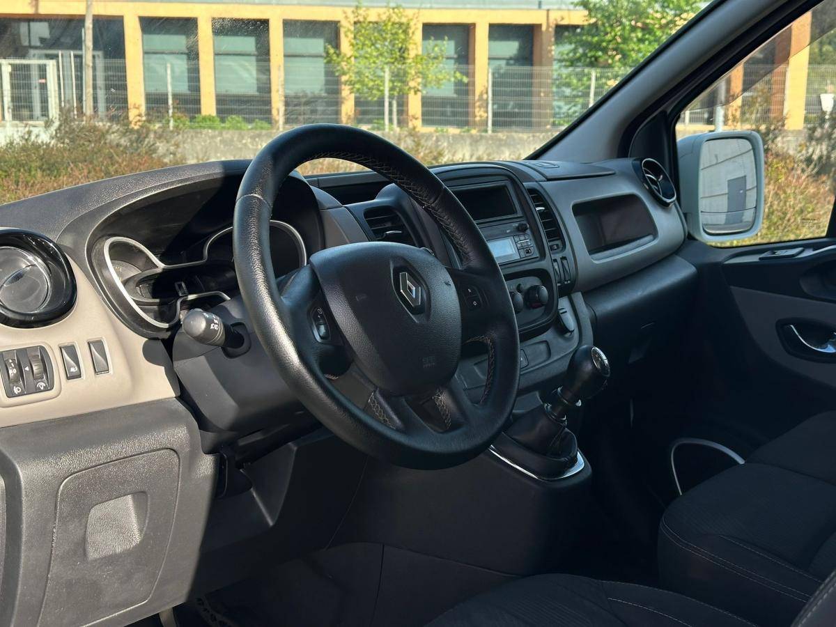 renault-trafic-2016-diesel-1598cc
