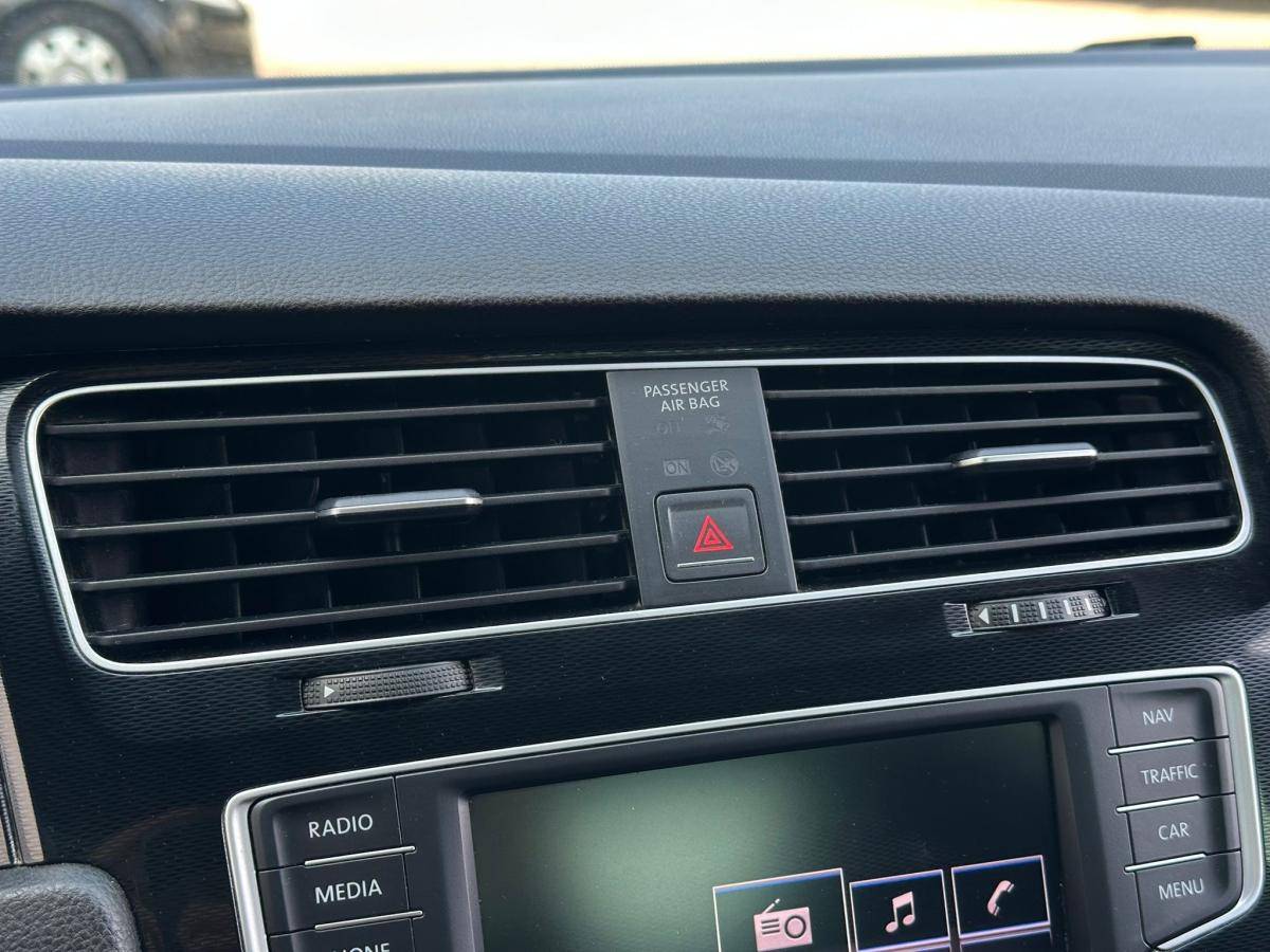 volkswagen-golf-2017-diesel-1968cc