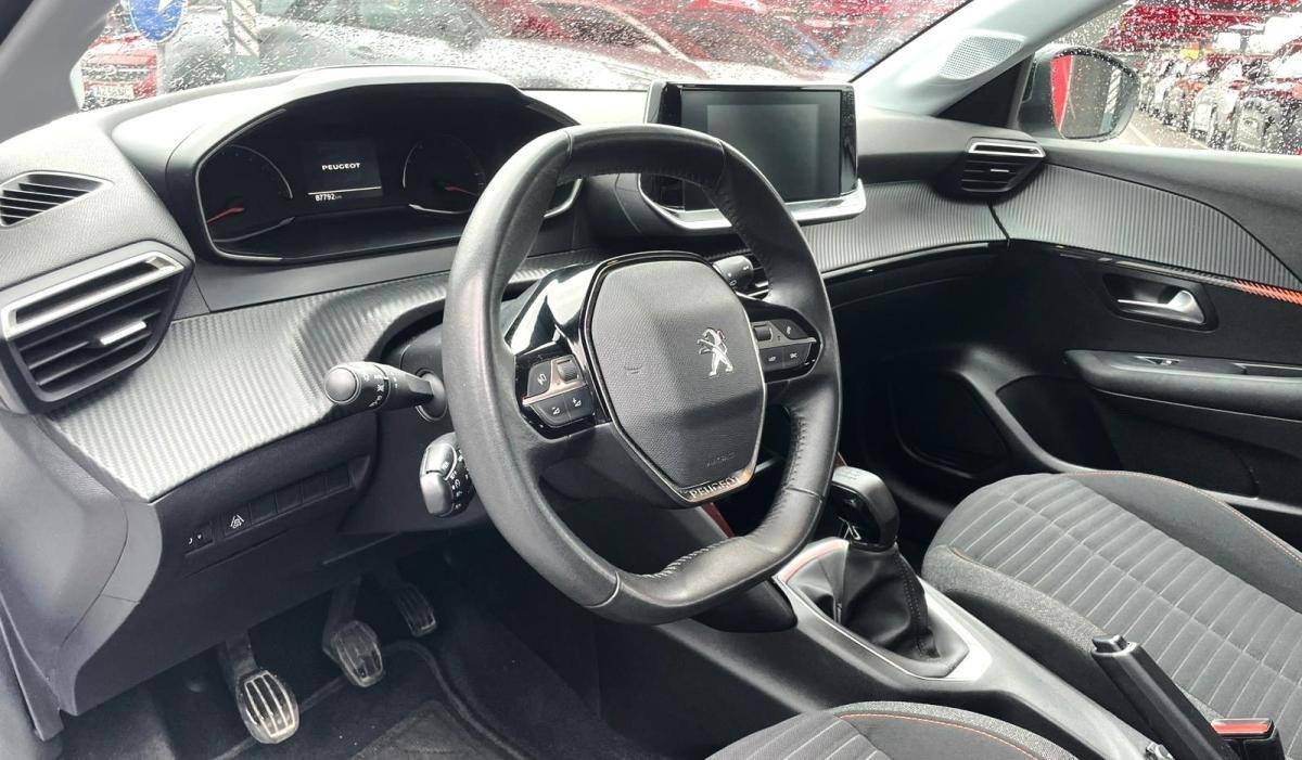 peugeot-208-2023-gasolina-1199cc