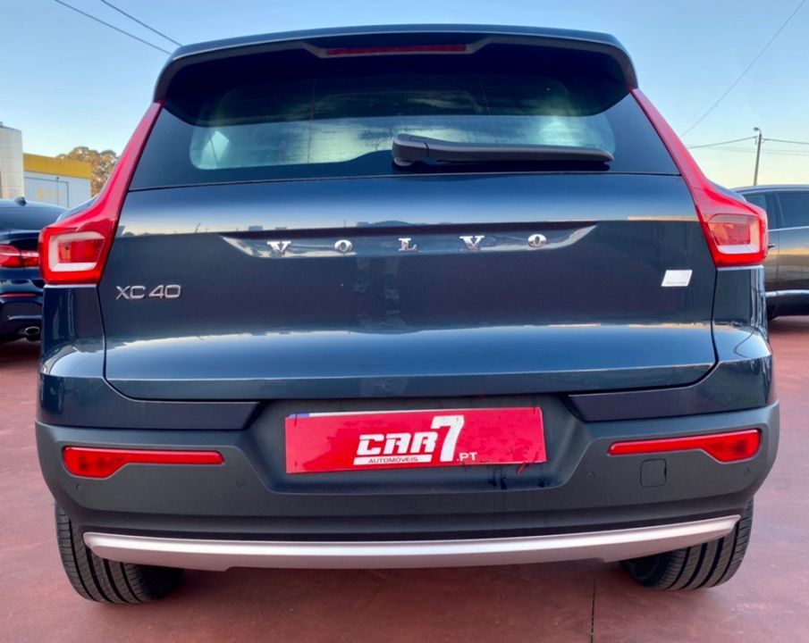 volvo-xc40-2021-hibrido-a-gasolina-1477cc