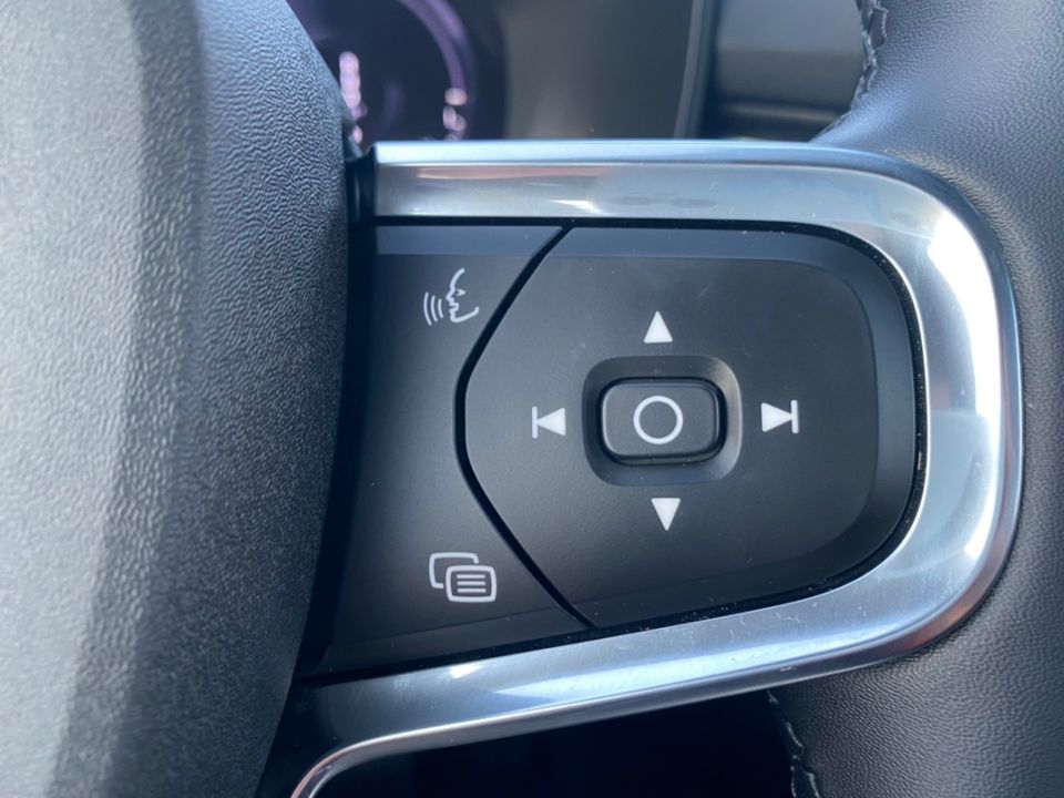 volvo-xc40-2021-hibrido-a-gasolina-1477cc