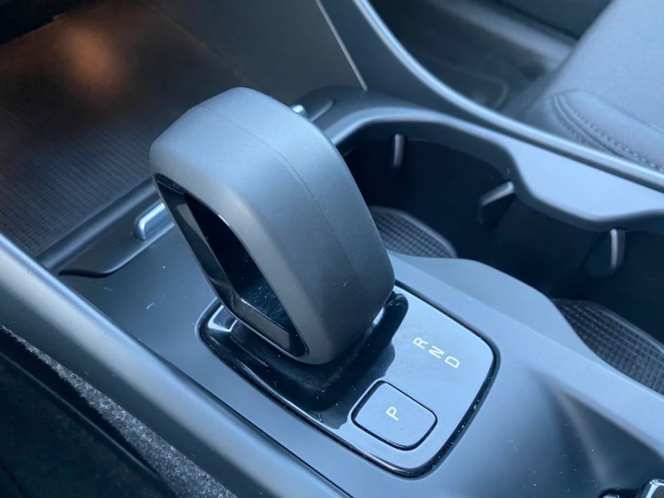 volvo-xc40-2021-hibrido-a-gasolina-1477cc