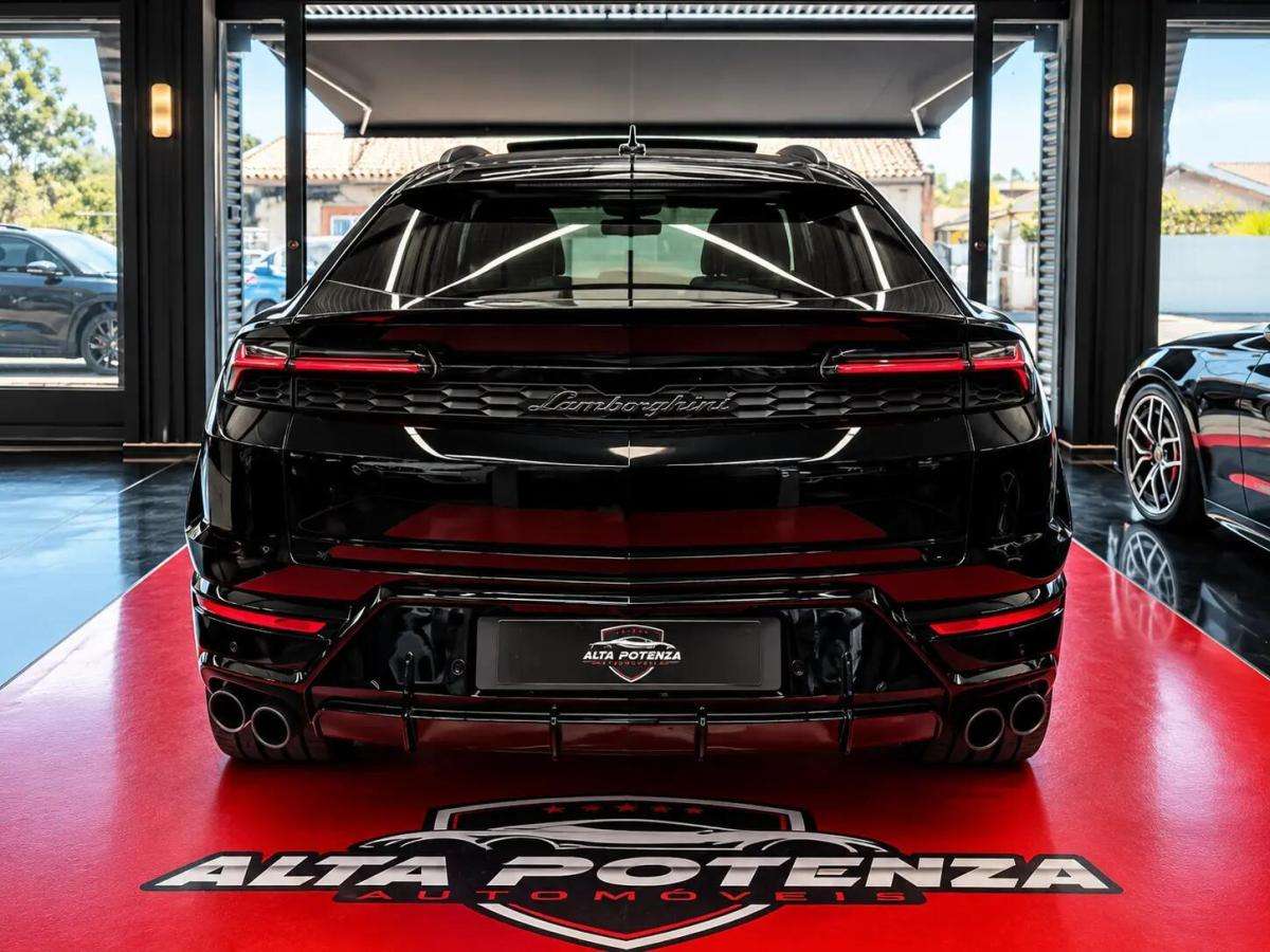 lamborghini-urus-2026-hibrido-a-gasolina-3996cc