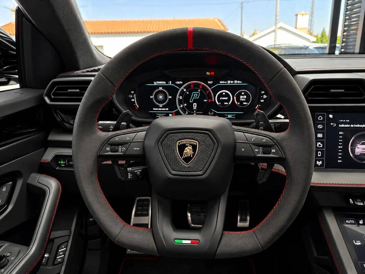 lamborghini-urus-2026-hibrido-a-gasolina-3996cc