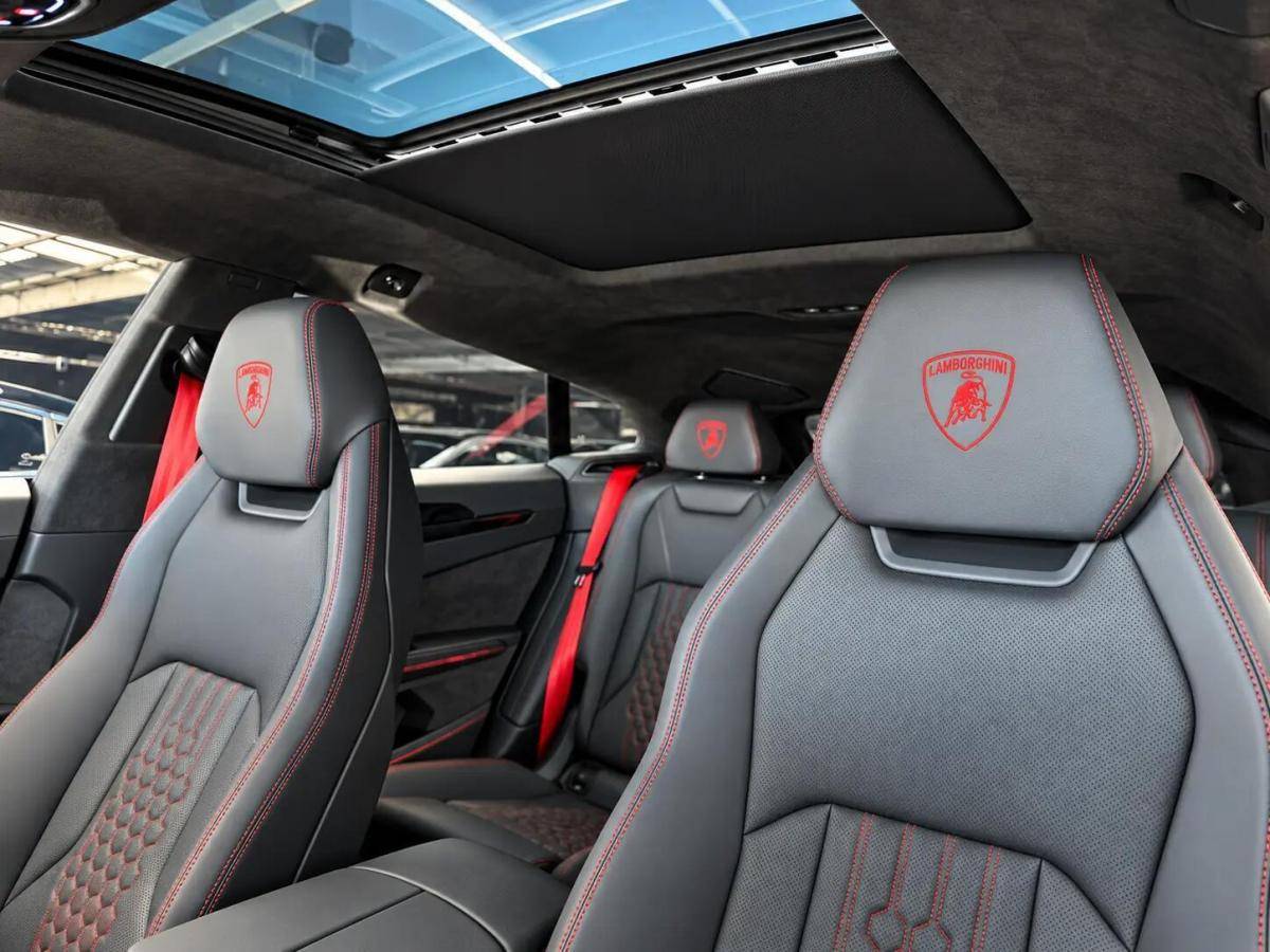 lamborghini-urus-2026-hibrido-a-gasolina-3996cc