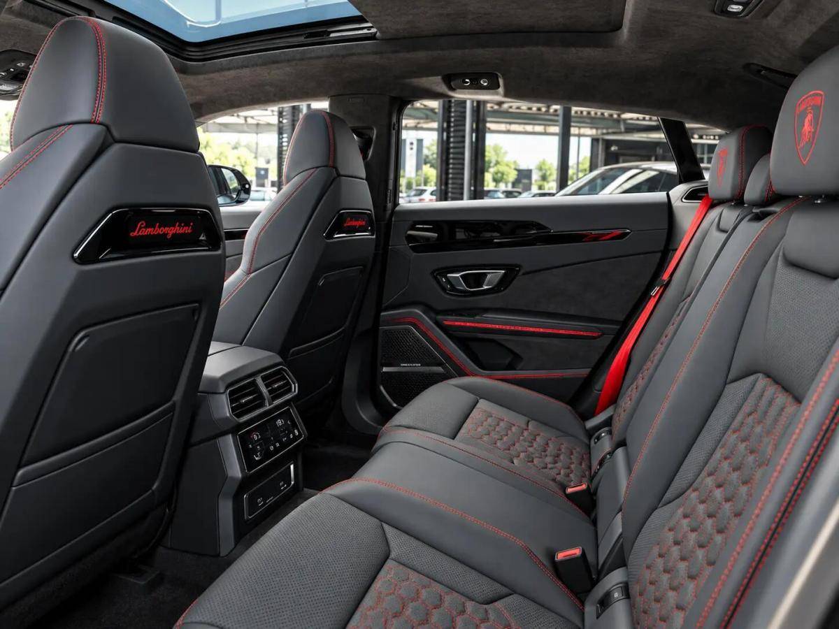 lamborghini-urus-2026-hibrido-a-gasolina-3996cc