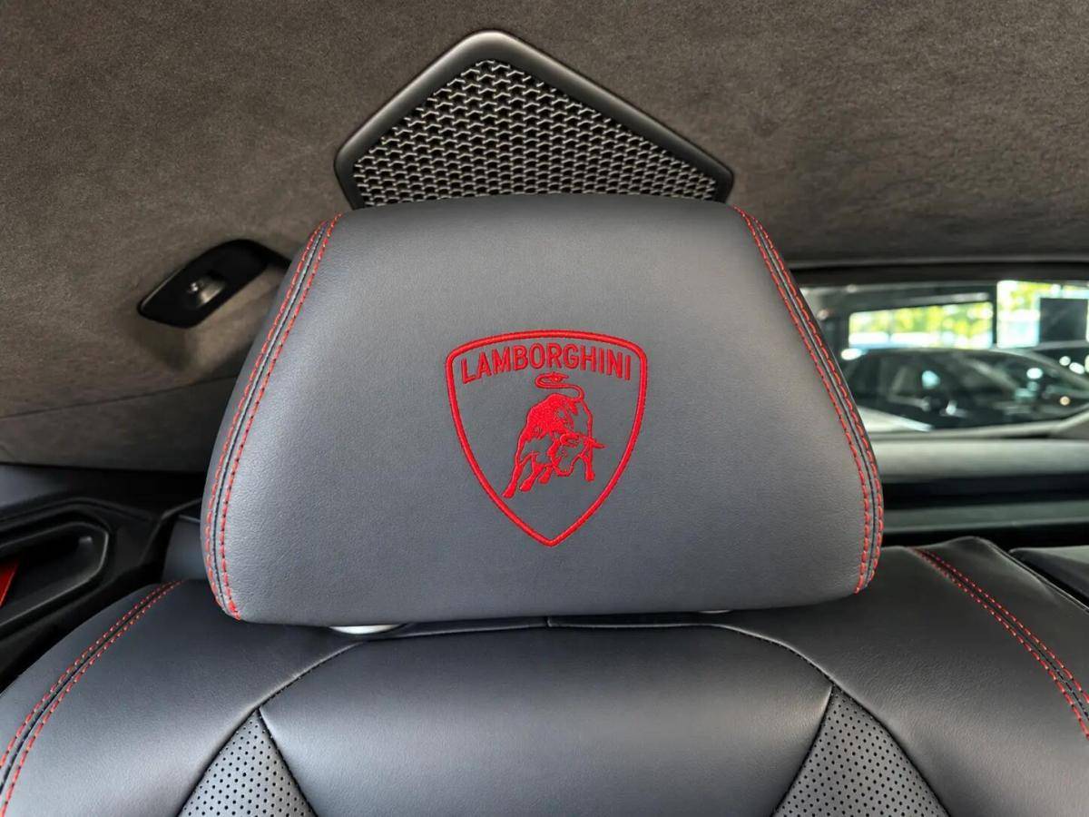 lamborghini-urus-2026-hibrido-a-gasolina-3996cc