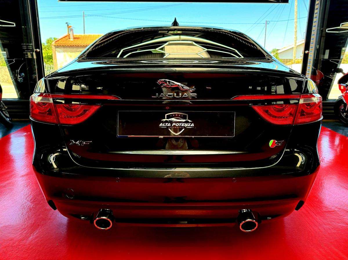 jaguar-xf-2018-diesel-2993cc
