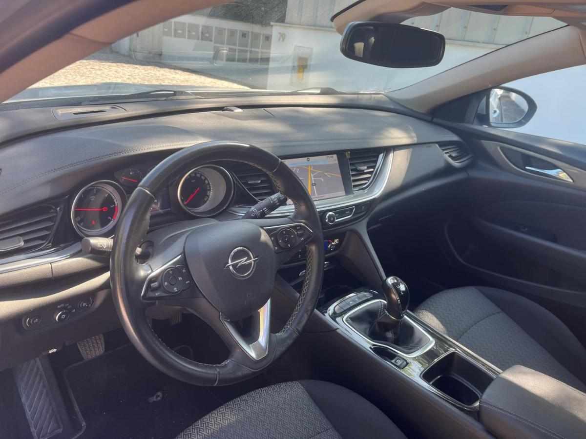 opel-insignia-1-6-cdti-2018-diesel-1598cc