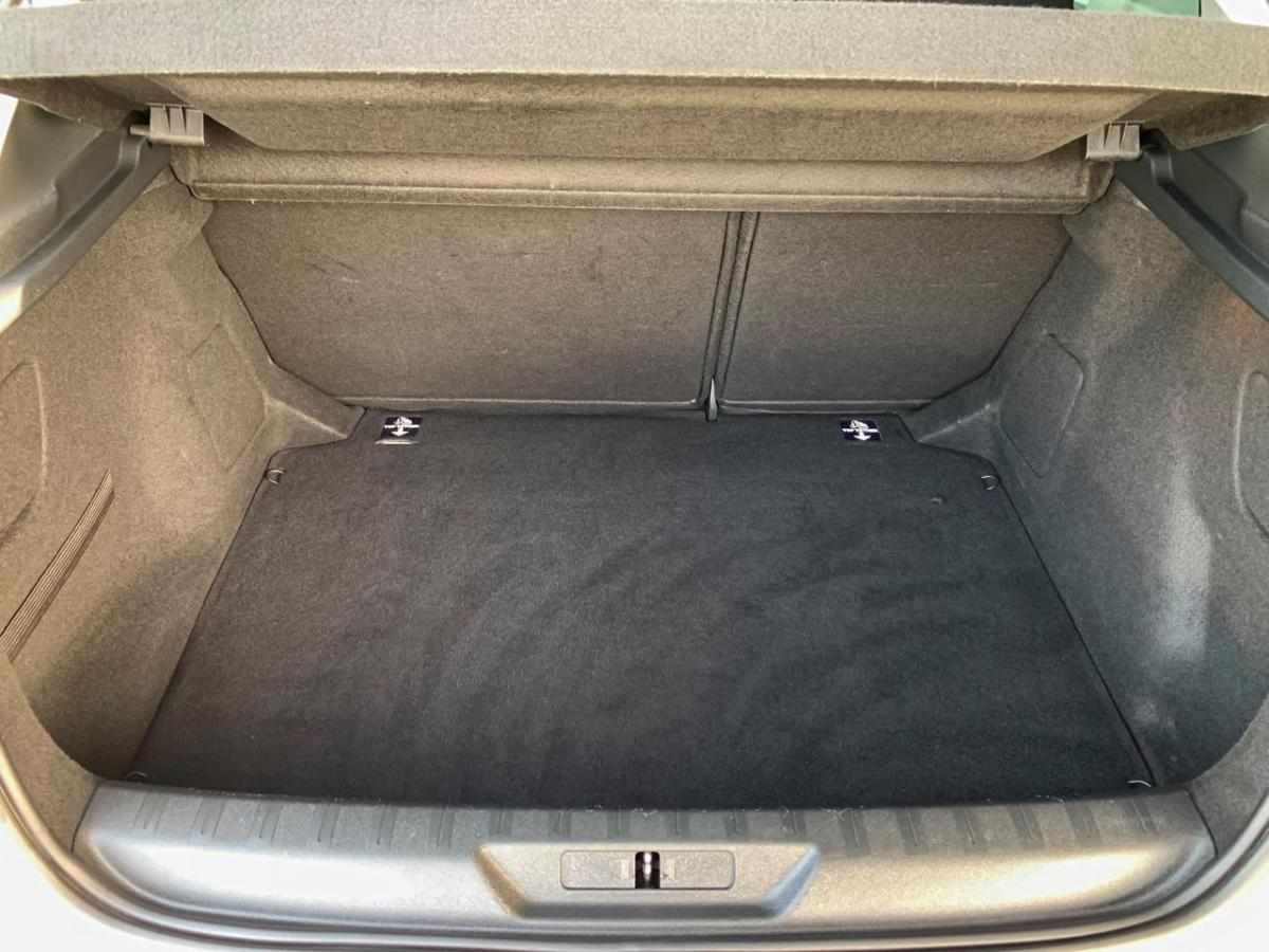 peugeot-308-1-5-bluehdi-2019-diesel-1499cc
