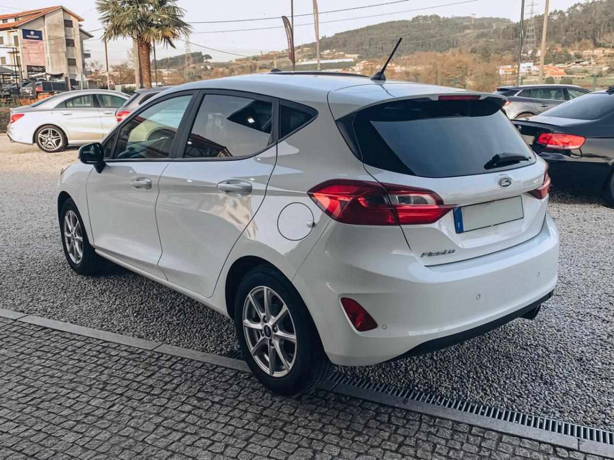 ford-fiesta-1-1-2019-gasolina-1084cc