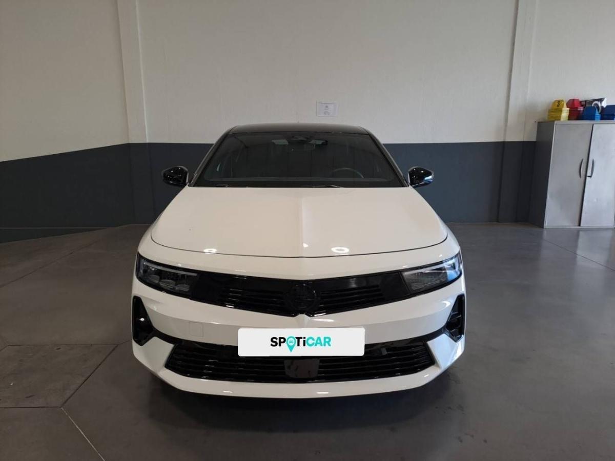 opel-astra-2025-gasolina-1199cc