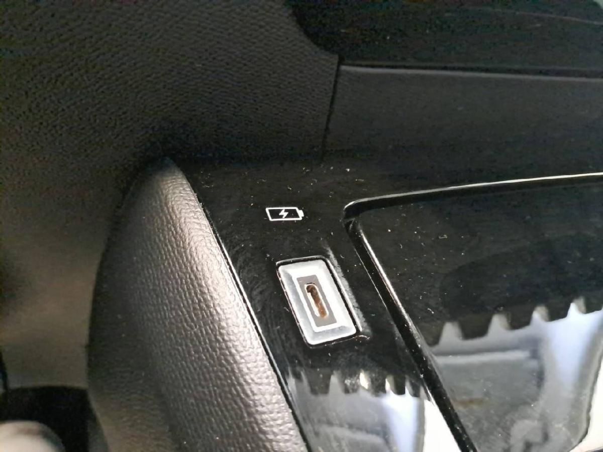 peugeot-208-2025-gasolina-1199cc