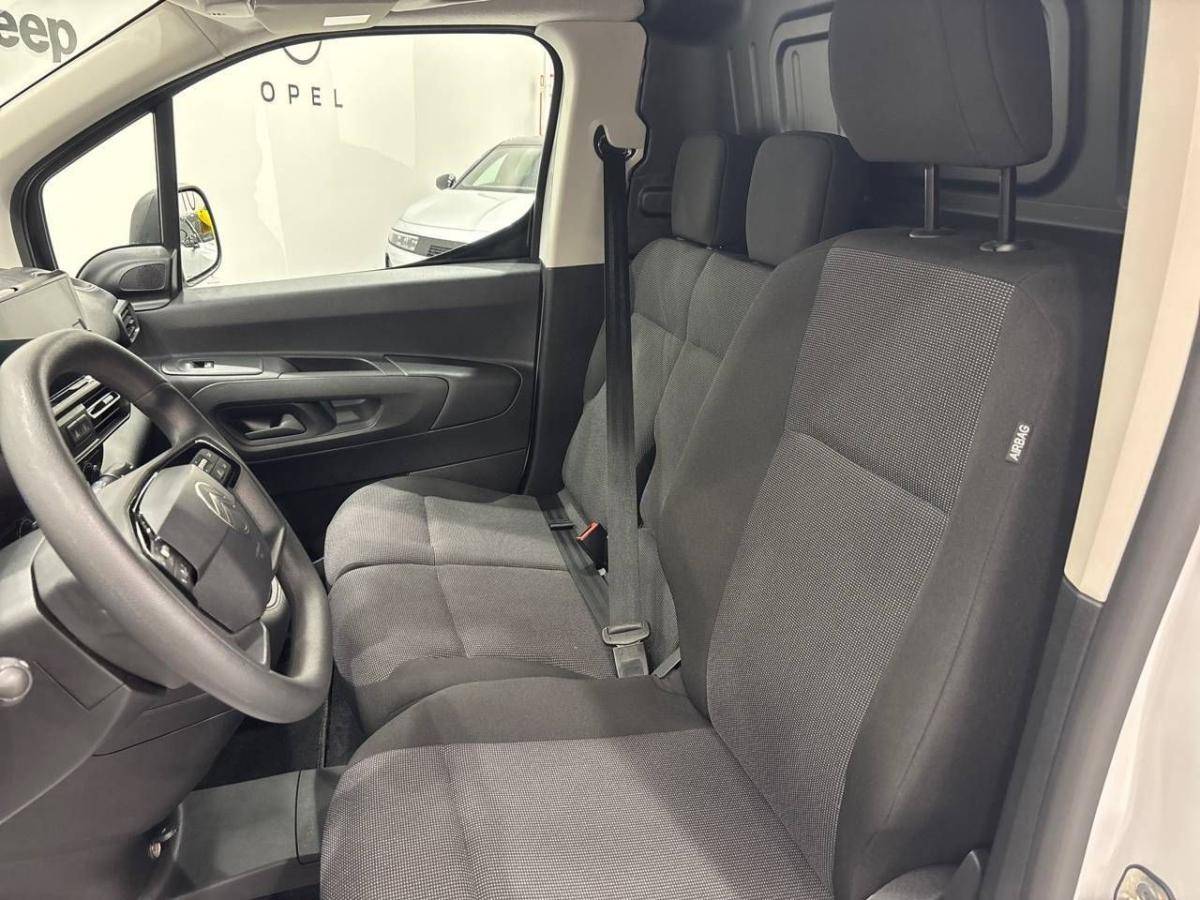 citroen-berlingo-2025-diesel-1499cc