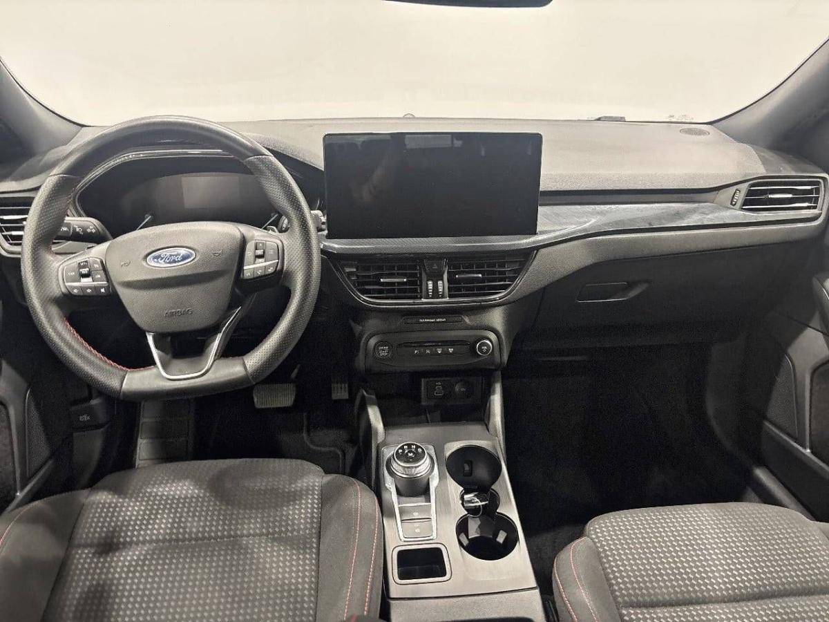 ford-focus-2023-diesel-1499cc