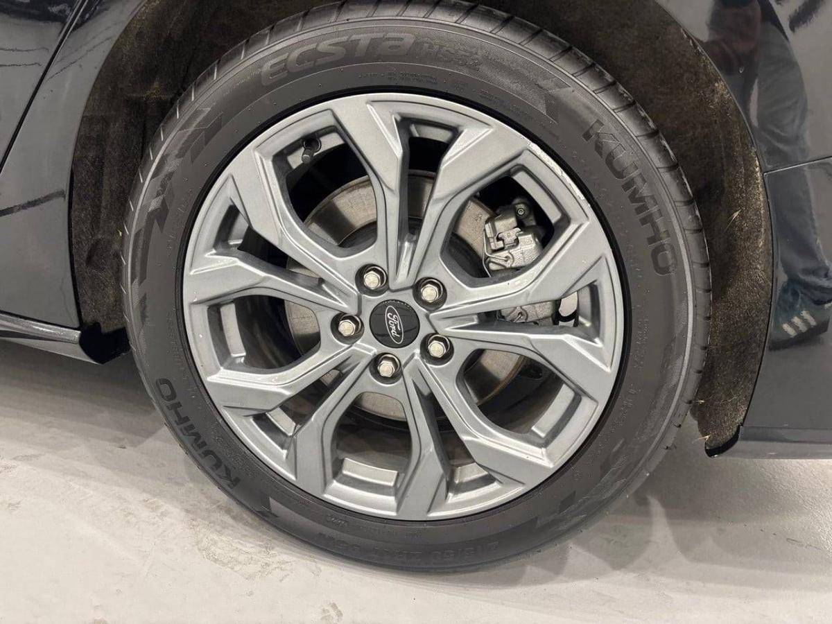 ford-focus-2023-diesel-1499cc