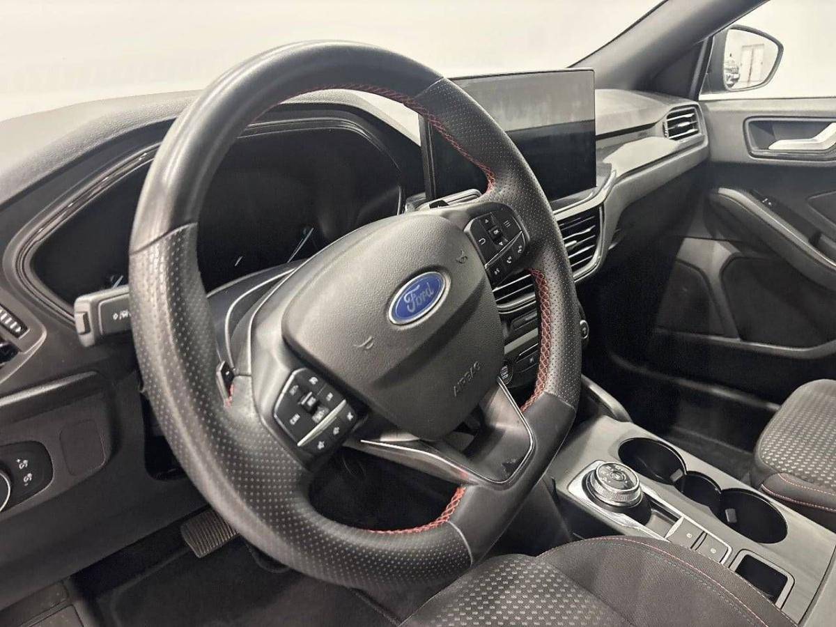 ford-focus-2023-diesel-1499cc