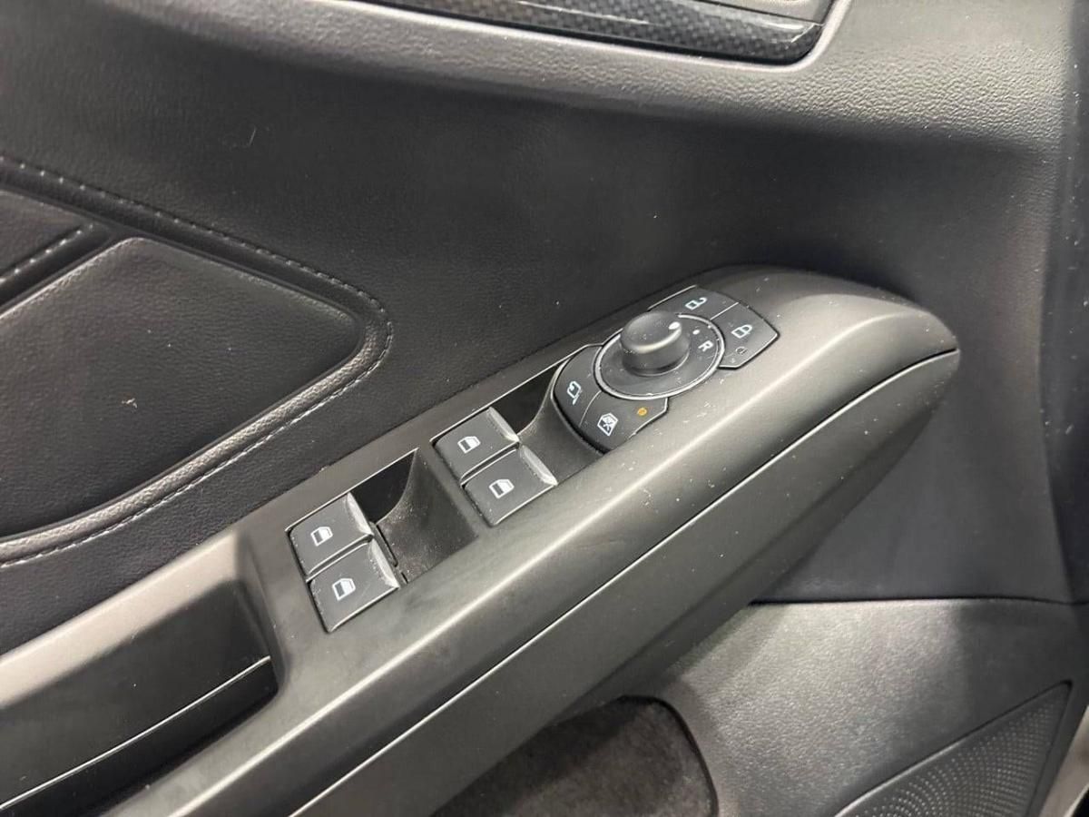 ford-focus-2023-diesel-1499cc