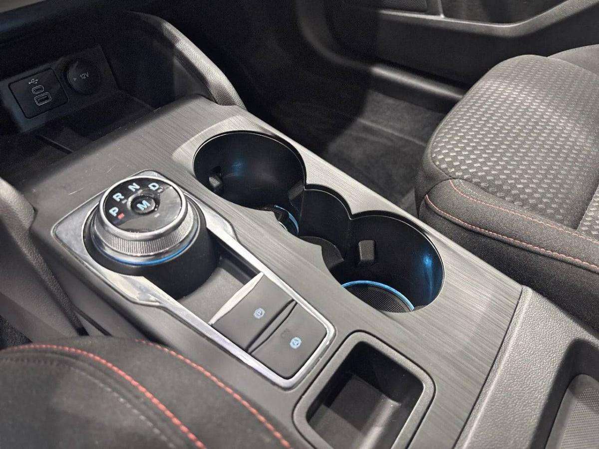 ford-focus-2023-diesel-1499cc