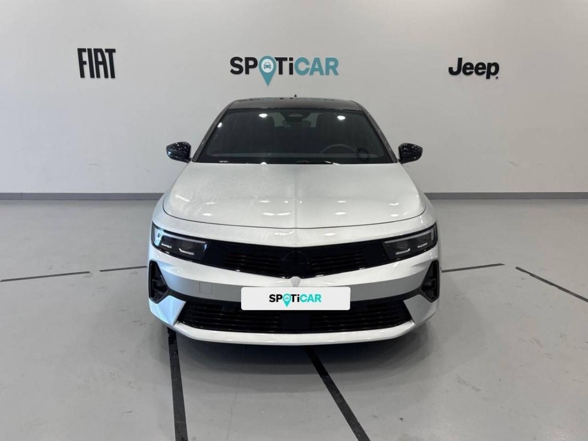 opel-astra-2025-gasolina-1199cc