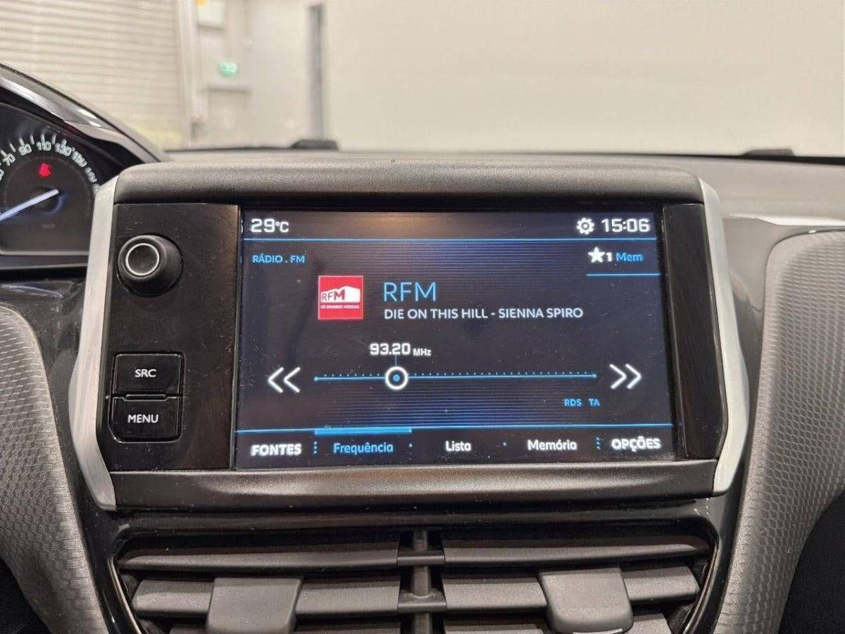 peugeot-208-2018-gasolina-1199cc