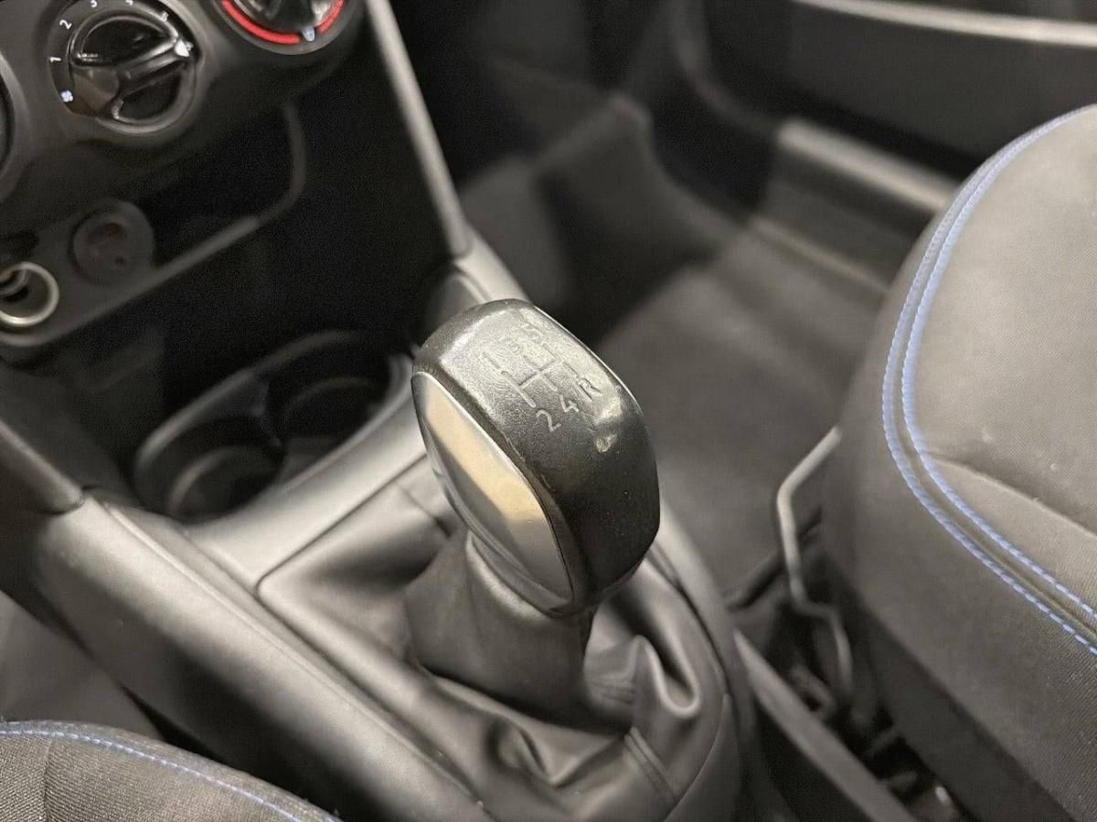 peugeot-208-2018-gasolina-1199cc