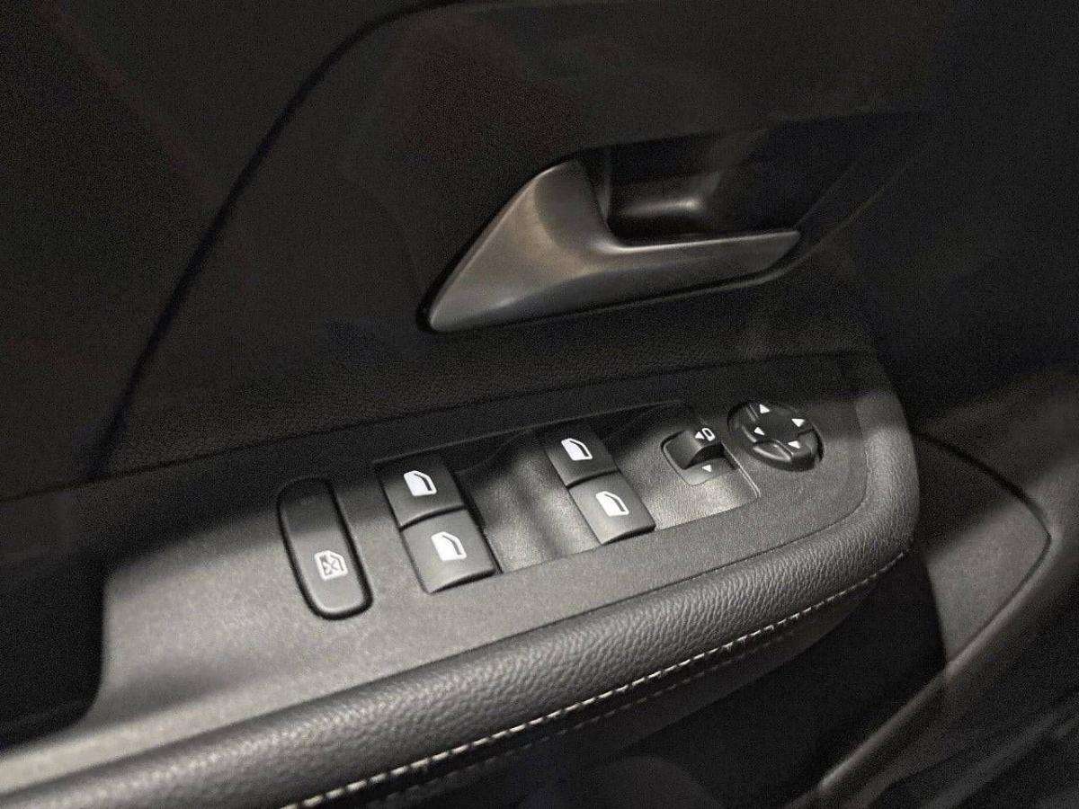 opel-meriva-2025-gasolina-1199cc