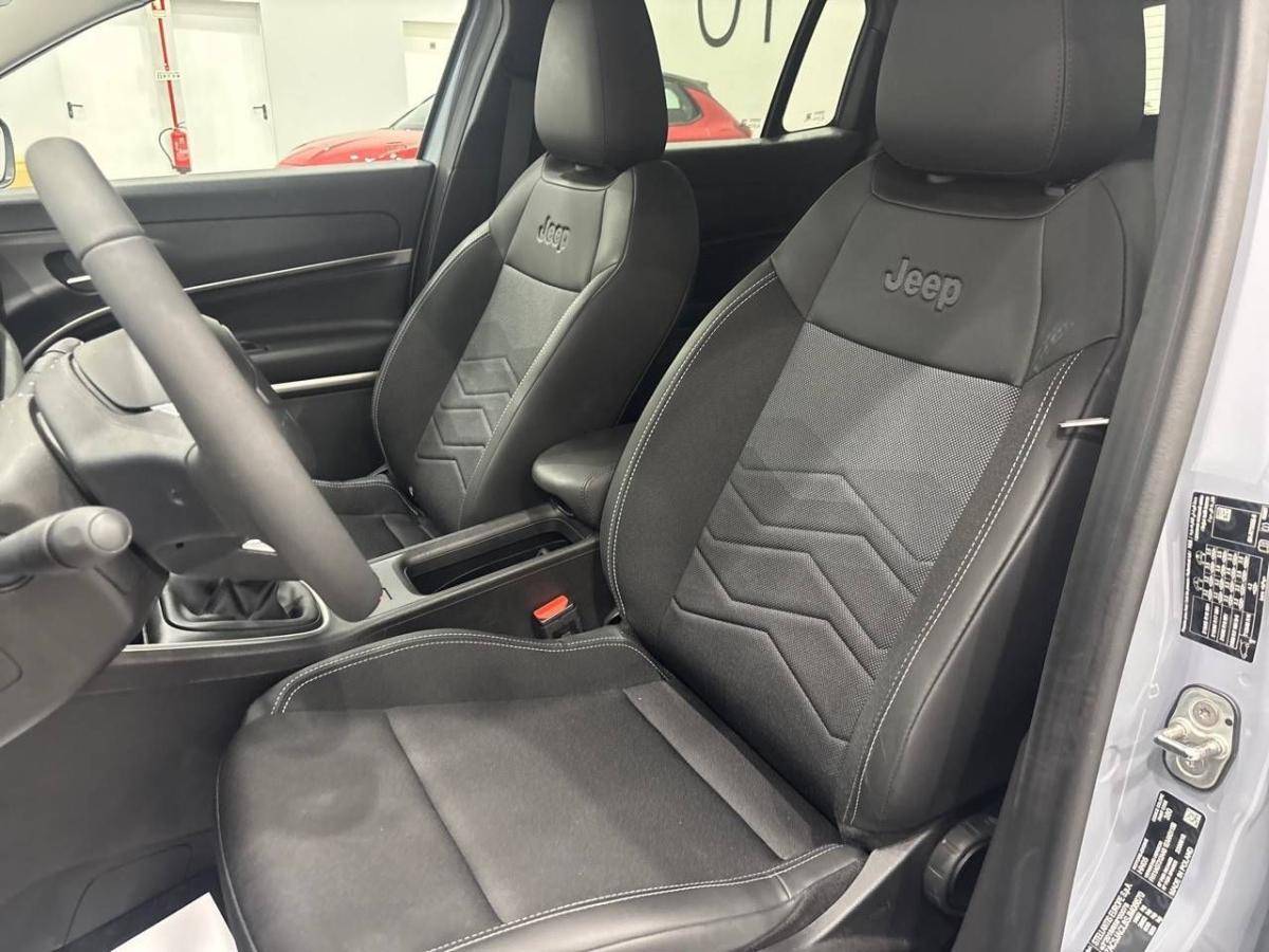 jeep-avenger-2025-gasolina-1199cc
