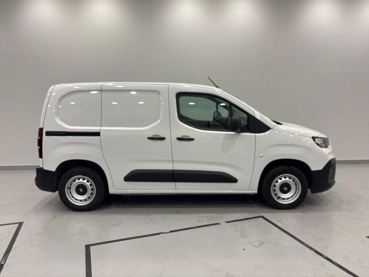 fiat-doblo-2025-diesel-1499cc