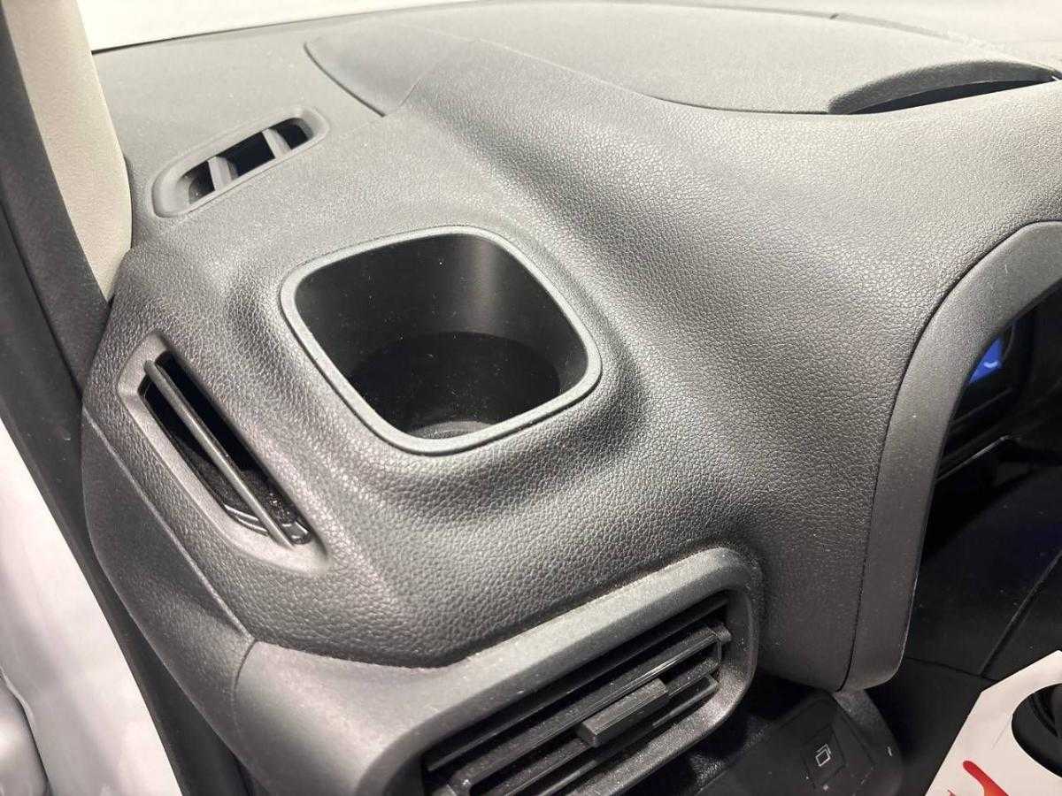 fiat-doblo-2025-diesel-1499cc
