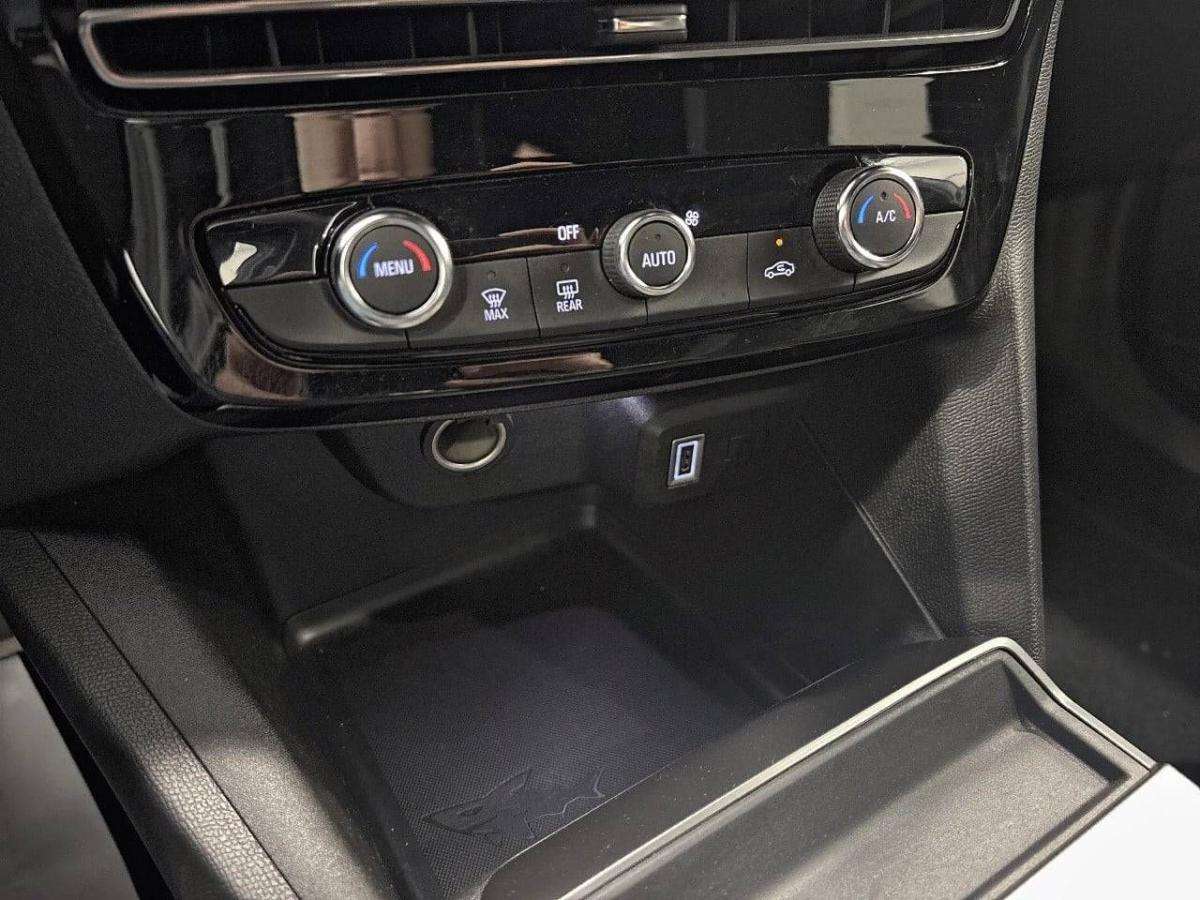 opel-meriva-2025-gasolina-1199cc