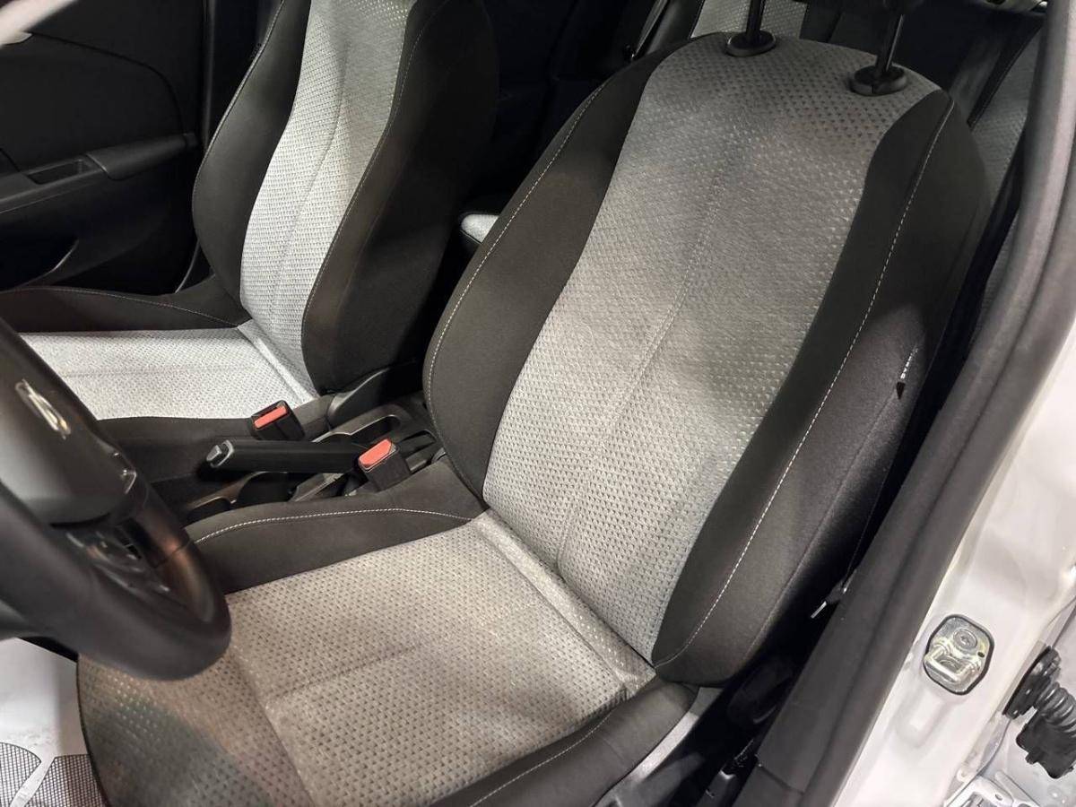 opel-corsa-2025-gasolina-1199cc