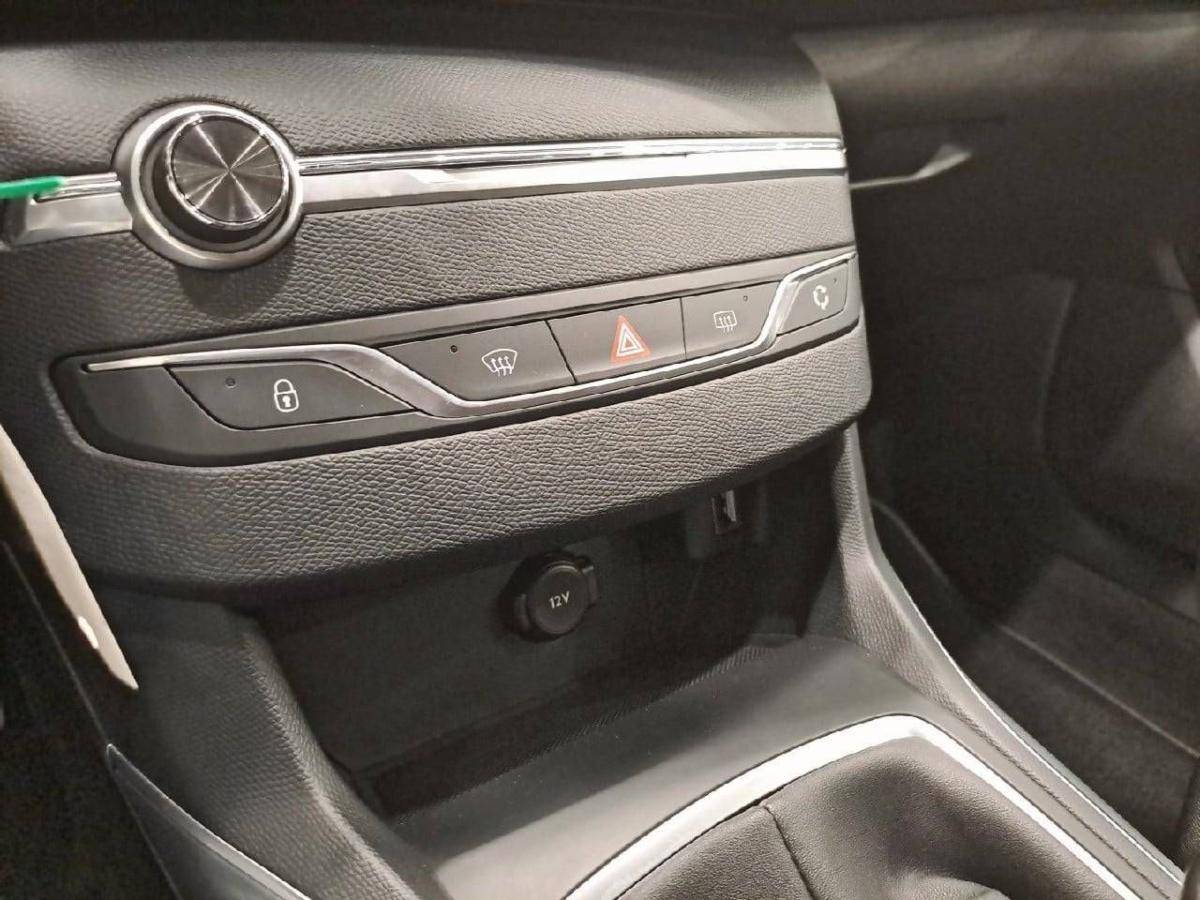 peugeot-308-2021-diesel-1499cc